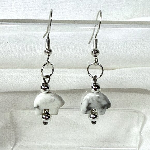 White Howlite Bear Dangle Earrings 925 Sterling Silver - Picture 1 of 6